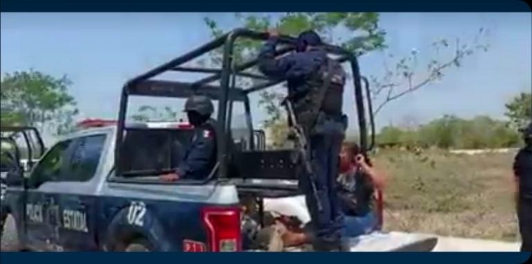Read more about the article TIERRA Y LIBERTAD BLOCKADE IN MOGOÑE VIEJO, THAT THE CARAVAN EL SUR RESISTE VISITED YESTERDAY, WAS EVICTED
